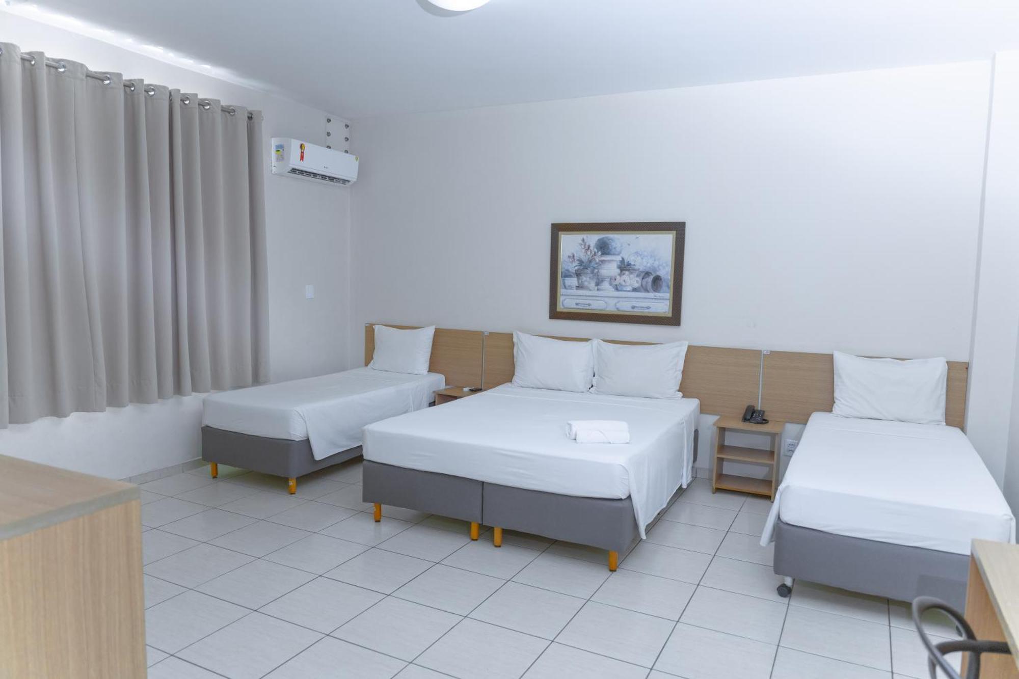 Hotel Equinocios Executive Баркарена Екстериор снимка